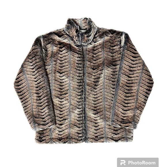 Faux Fur Black Mountain Apparel Coat - Picture 1 of 8